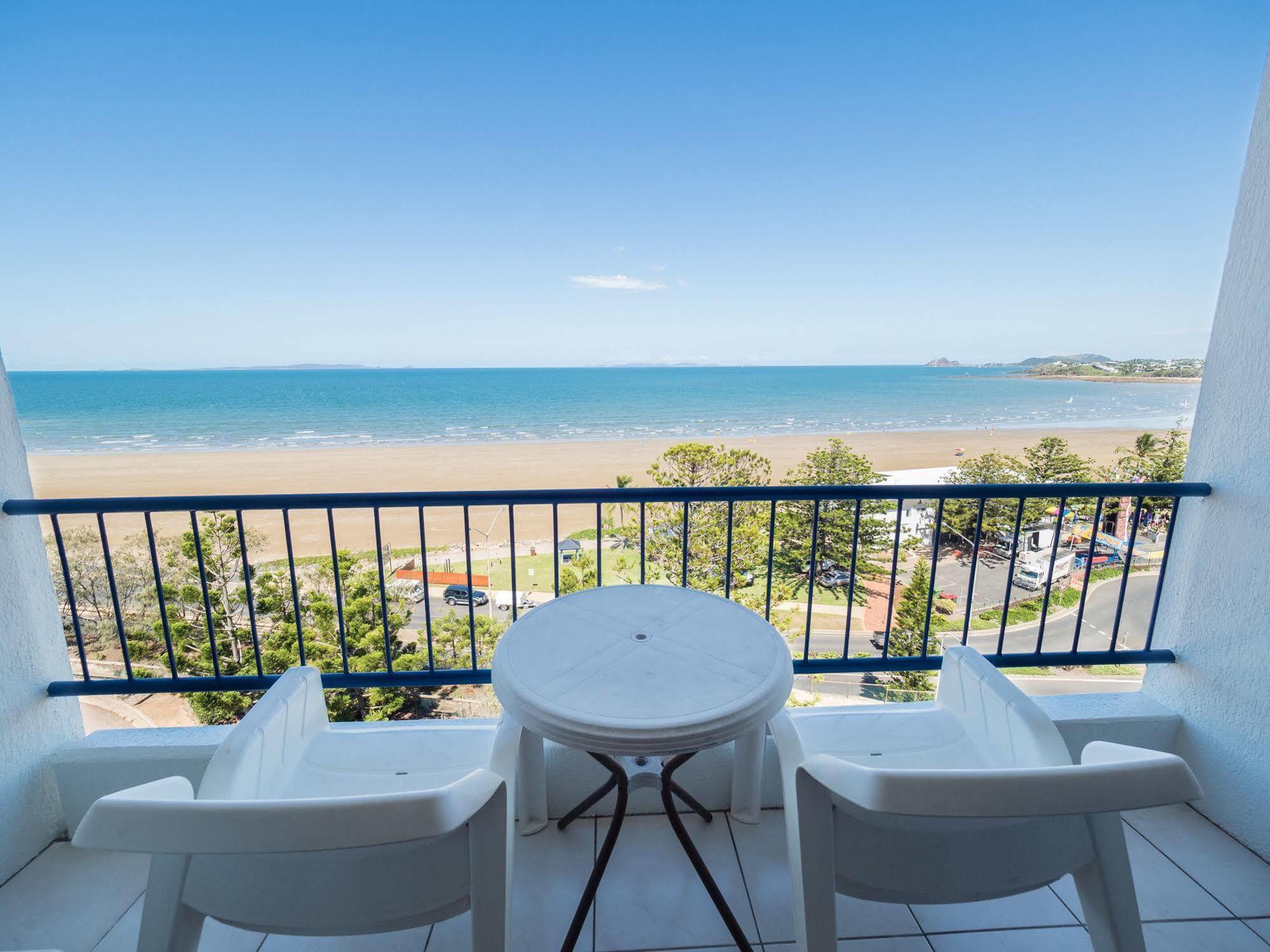 Bayview Tower Hotell Yeppoon Exteriör bild